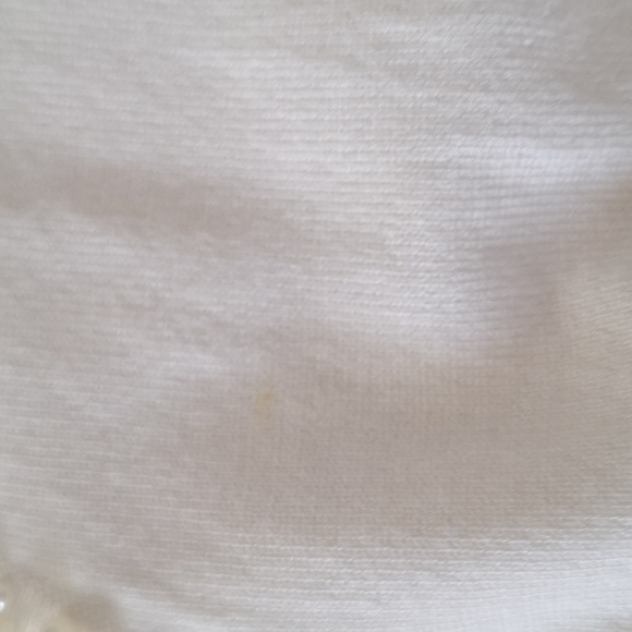 Elegant White Shrug - Picture 8 of 10